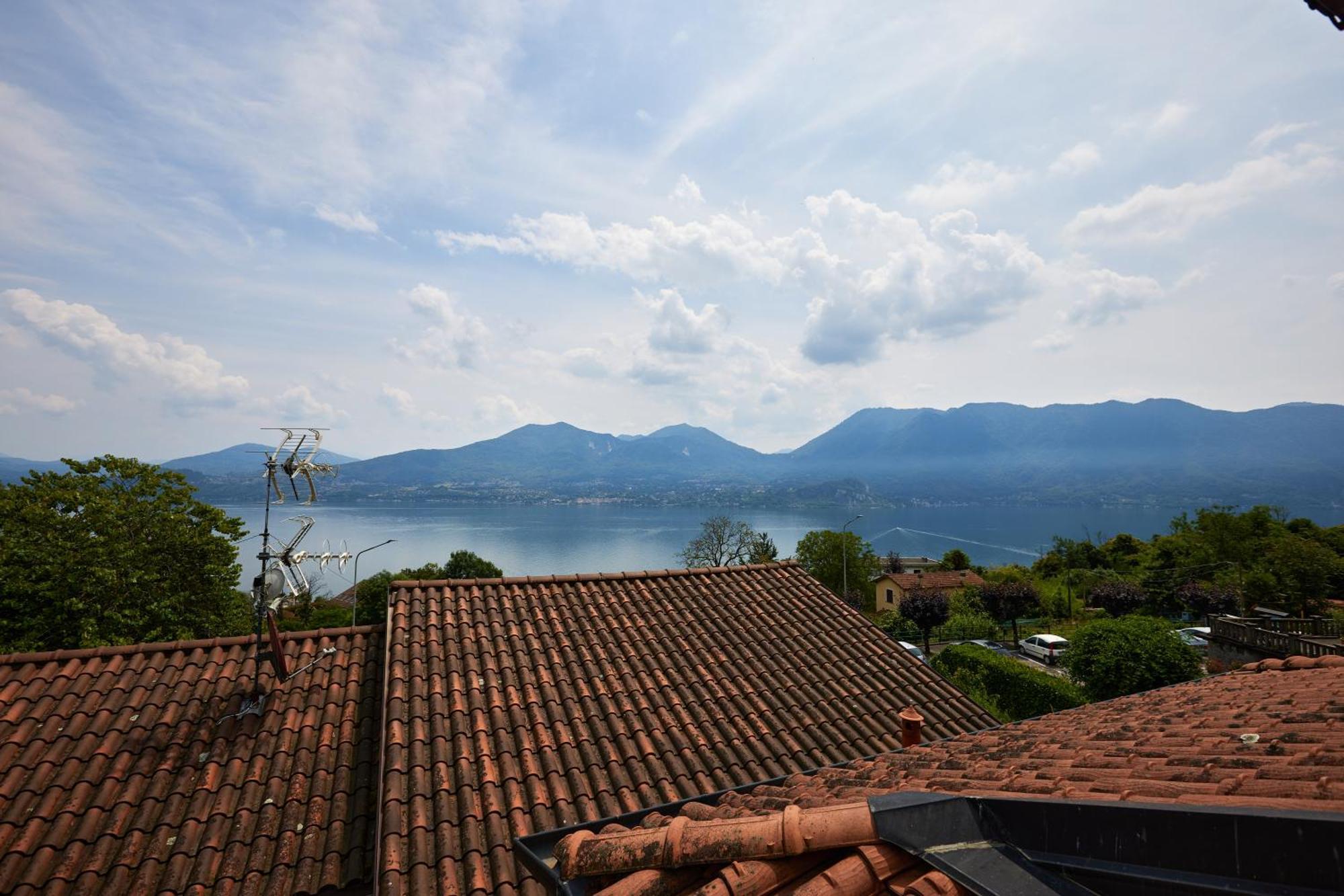 Villa Di Paese - Splendida Vista Lago Maggiore Оджеббіо Екстер'єр фото